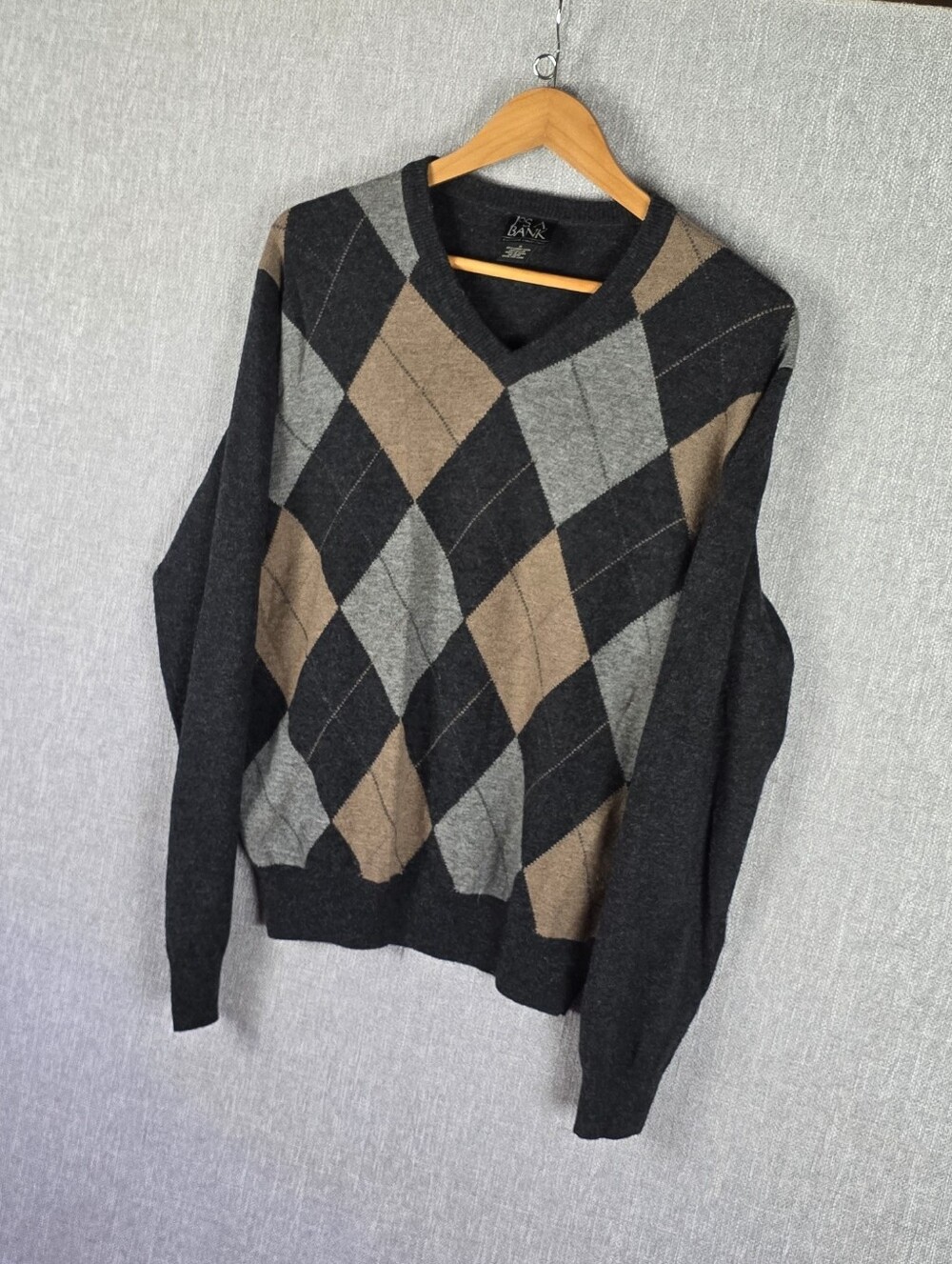 Jos. A. Bank Lambs Wool Blend Argyle V- Neck Sweater Mens Sz S